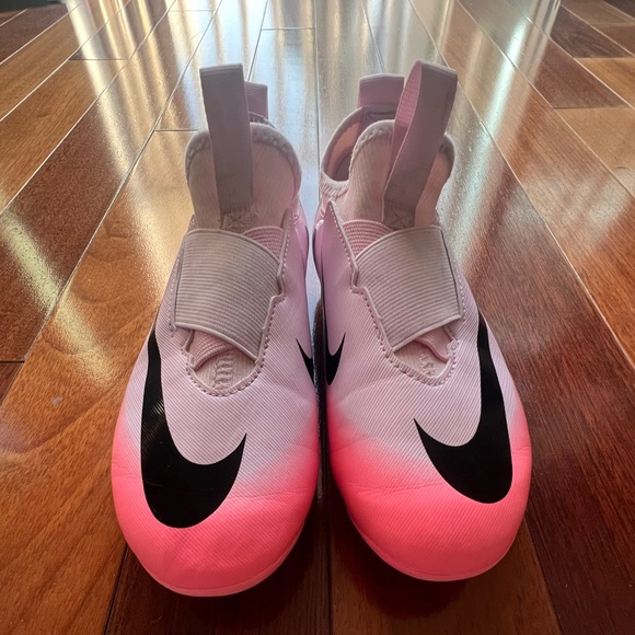 Nike Air Zoom Mercurial Soccer Cleats Pink/Black Youth Sz 1.5 - Picture 1 of 6